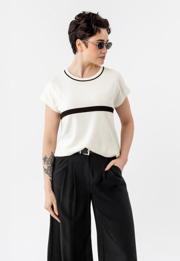 Volcano - Bluzka z rękawem kimono TM-ONDA. Okazja: na co dzień, na spotkanie biznesowe, do pracy. Materiał: dzianina, wiskoza, poliamid. Wzór: ze splotem. Styl: casual, biznesowy, sportowy