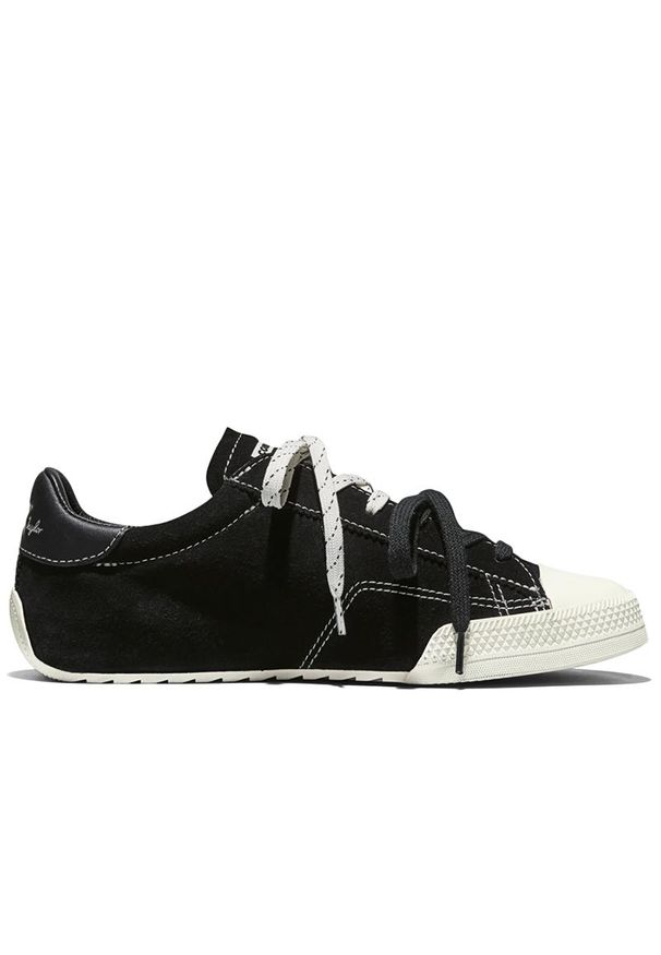 Buty unisex Converse Chuck Taylor Lo A16123C - czarne. Kolor: czarny. Materiał: zamsz, skóra, guma. Szerokość cholewki: normalna. Wzór: aplikacja. Obcas: na obcasie. Model: Converse All Star