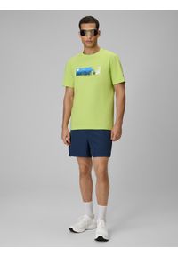 4f - 4F T-shirt regular z nadrukiem męski - zielony S. Okazja: na co dzień. Kolor: zielony. Materiał: materiał, bawełna, dzianina. Wzór: nadruk. Styl: sportowy, klasyczny, casual #2