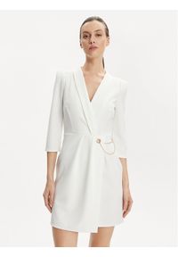 Rinascimento Sukienka koktajlowa CFC0019381002 Biały Regular Fit. Kolor: biały. Materiał: syntetyk. Styl: wizytowy #1