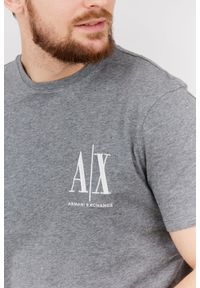 Armani Exchange - ARMANI EXCHANGE Szary t-shirt męski z wyszywanym logo. Kolor: szary. Materiał: prążkowany