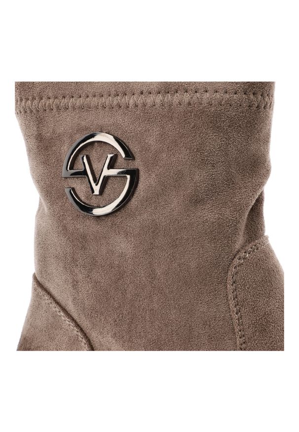 Beżowe Botki Vinceza Ocieplane Obuwie Damskie. Kolor: beżowy. Materiał: zamsz, materiał. Szerokość cholewki: normalna. Sezon: zima, jesień. Obcas: na obcasie. Styl: klasyczny, elegancki. Wysokość obcasa: średni