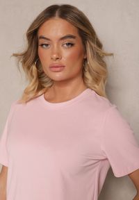 Renee - Różowy Casualowy T-shirt z Wiskozy Arisanda. Okazja: na co dzień. Kolor: różowy. Materiał: wiskoza. Styl: casual