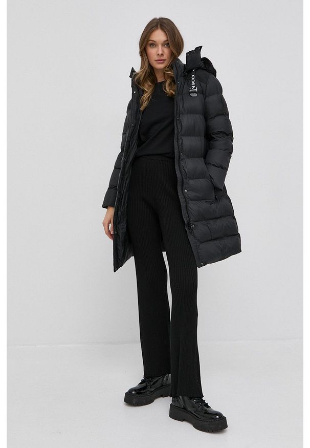 Pinko Kurtka damska kolor czarny zimowa. Okazja: na co dzień. Kolor: czarny. Materiał: puch. Sezon: zima. Styl: casual