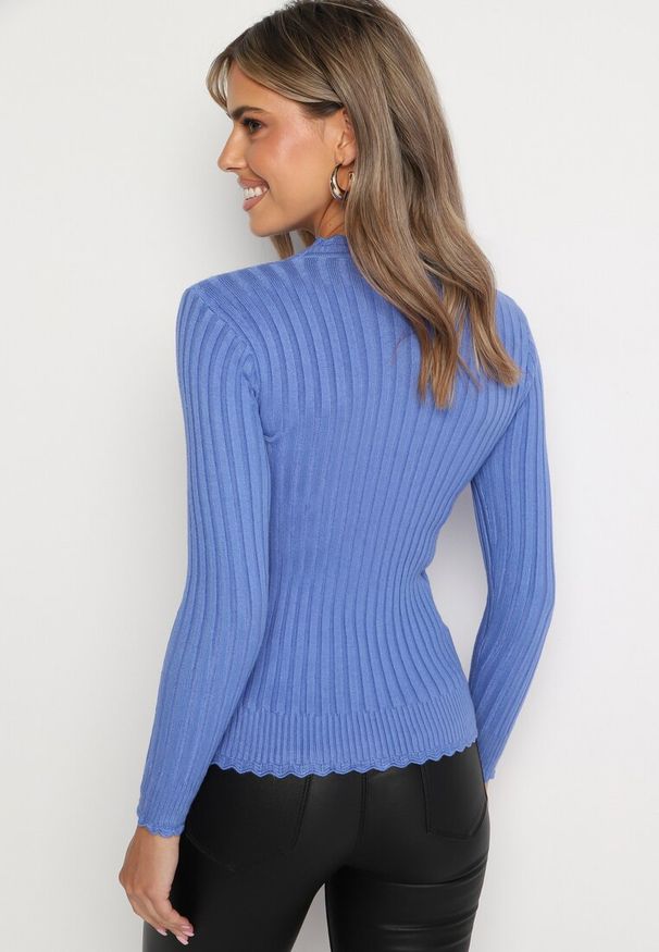 Born2be - Niebieski Prążkowany Sweter z Bawełną Mevin. Okazja: na co dzień. Kolor: niebieski. Materiał: bawełna, prążkowany. Styl: elegancki, casual