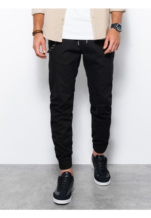 Czarne spodnie Ombre Clothing klasyczne, na co dzień, z aplikacjami