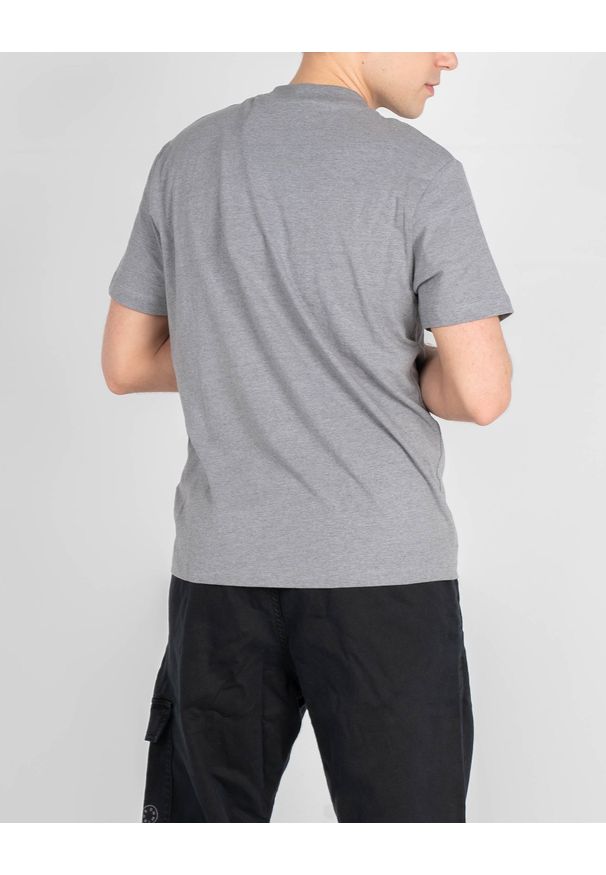 Invicta T-shirt | 4451241 / U | Mężczyzna | Szary. Okazja: na co dzień. Kolor: szary. Materiał: poliester, bawełna. Wzór: nadruk. Styl: casual