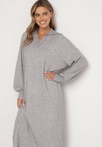 Born2be - Szara Pudełkowa Sukienka Sweterkowa z Wiskozą Szerokimi Rękawami i Kołnierzykiem Rinfera. Kolor: szary. Materiał: wiskoza. Typ sukienki: proste. Styl: wizytowy, elegancki #3