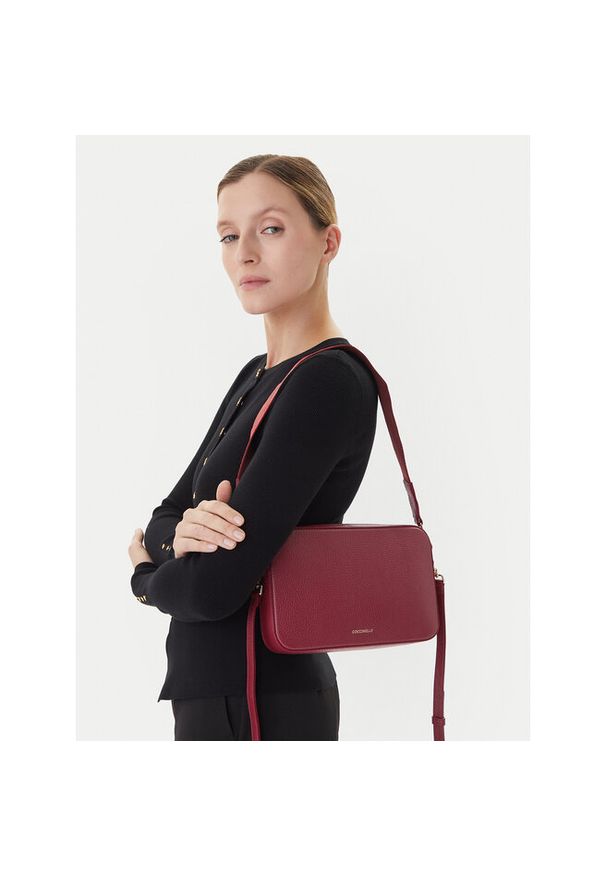 Torebka Coccinelle. Kolor: czerwony