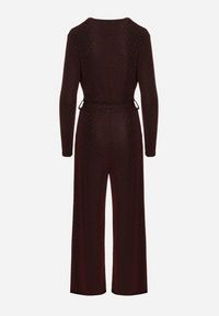 Born2be - Bordowy Kombinezon z Wiskozą Kopertowym Dekoltem i Materiałowym Paskiem Miathalise. Okazja: na spotkanie biznesowe. Kolor: czerwony. Materiał: materiał, wiskoza. Długość: długie. Styl: biznesowy #4
