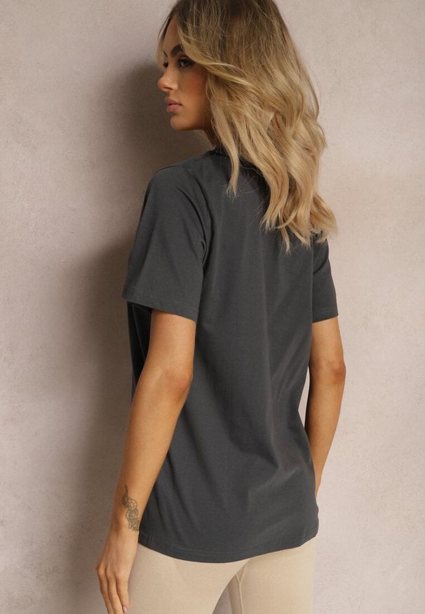Renee - Ciemnoszara Bawełniana Koszulka T-shirt o Klasycznym Kroju Nilfgaarda. Okazja: na co dzień. Kolor: szary. Materiał: bawełna. Styl: klasyczny