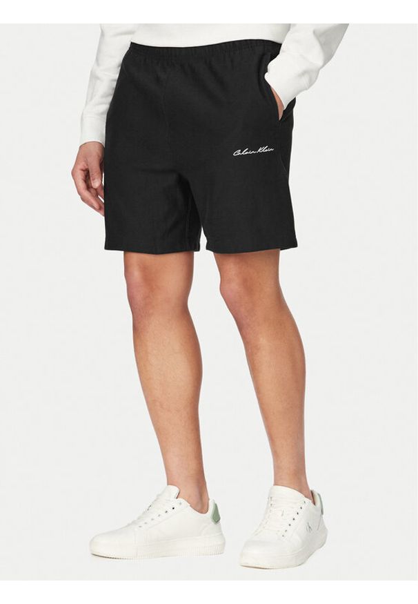 Calvin Klein Jeans Szorty sportowe LV04RF252G Czarny Regular Fit. Kolor: czarny. Materiał: bawełna. Styl: sportowy