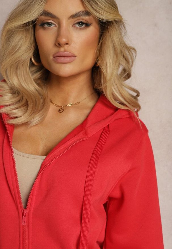 Renee - Czerwona Casualowa Rozpinana Bluza z Kapturem i Polarem Shuberta. Okazja: na co dzień. Typ kołnierza: kaptur. Kolor: czerwony. Materiał: polar. Długość rękawa: długi rękaw. Długość: długie. Styl: casual