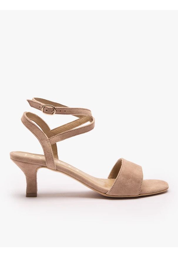 Ryłko - Beżowe sandały ze skóry welurowej. Nosek buta: okrągły. Zapięcie: sprzączka. Kolor: beżowy. Materiał: welur, skóra. Sezon: lato. Obcas: na obcasie. Styl: elegancki. Wysokość obcasa: średni