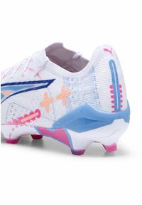 Puma - Buty piłkarskie ULTRA 5 ULTIMATE VOLUME UP FG PUMA. Kolor: biały, wielokolorowy, niebieski. Sport: piłka nożna