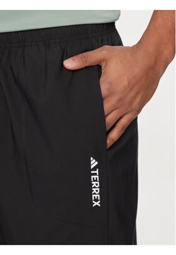 Adidas - adidas Szorty sportowe Terrex Multi HM4013 Czarny Regular Fit. Kolor: czarny. Materiał: syntetyk