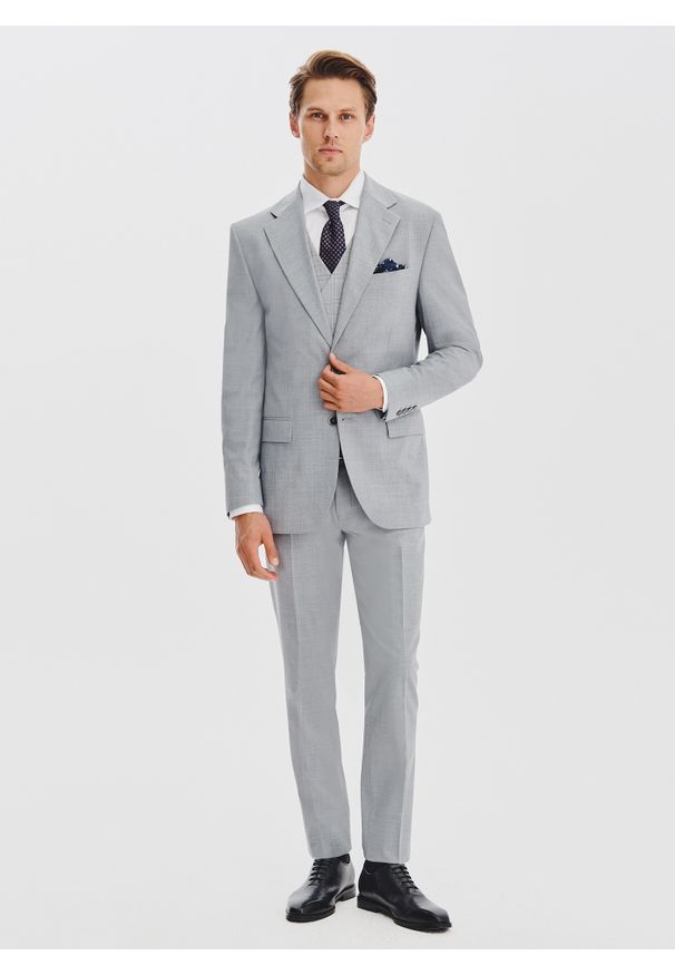 Pako Lorente - PAKO LORENTE - Gładki szary garnitur męski. Kolor: szary. Materiał: poliester, wełna. Wzór: gładki