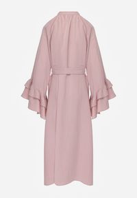 Renee - Różowa Koszulowa Sukienka z Wiskozy Ozdobiona Paskiem i Falbanami Tinethra. Okazja: na co dzień. Kolor: różowy. Materiał: wiskoza. Wzór: aplikacja. Typ sukienki: koszulowe. Styl: casual, elegancki, wizytowy #6