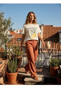 Sinsay - Bawełniana koszulka z nadrukiem - zielony. Kolor: zielony. Materiał: bawełna. Wzór: nadruk