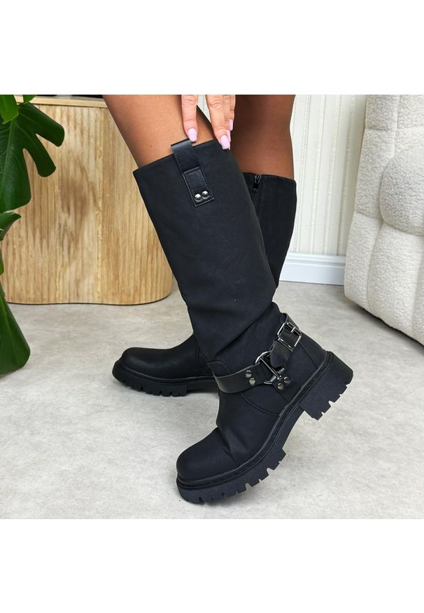 POTOCKI - Czarne kozaki damskie Potocki 54301. Okazja: na co dzień, na spacer. Nosek buta: okrągły. Kolor: czarny. Materiał: skóra. Sezon: zima, jesień. Styl: klasyczny, casual, elegancki