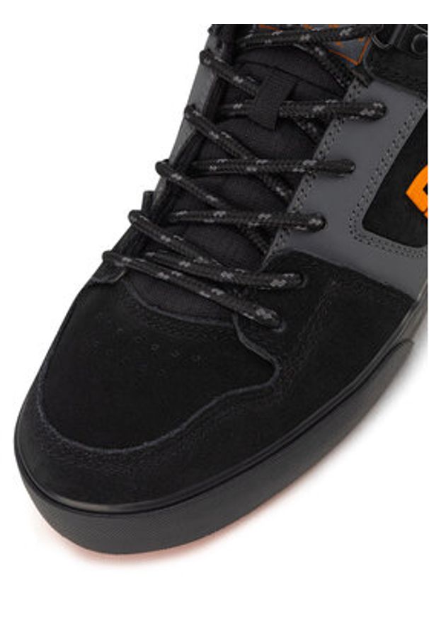 DC Shoes Sneakersy PURE WNT ADYS300151-XSKN Czarny. Kolor: czarny. Materiał: zamsz, skóra