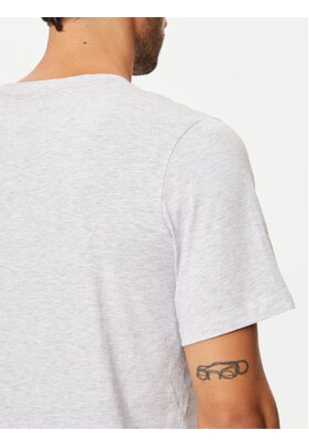 Jack & Jones T-Shirt Erik 12257603 Szary Relaxed Fit. Kolor: szary. Materiał: syntetyk, bawełna