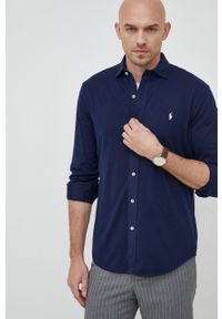 Polo Ralph Lauren koszula bawełniana męska kolor granatowy regular z kołnierzykiem klasycznym. Typ kołnierza: kołnierzyk klasyczny, polo. Kolor: niebieski. Materiał: bawełna. Długość rękawa: długi rękaw. Długość: długie. Wzór: aplikacja. Styl: klasyczny #1