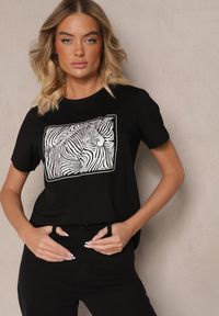 Renee - Czarny Bawełniany T-shirt Oversize z Nadrukiem Imitującym Zebrę Nalornis. Okazja: na co dzień. Kolor: czarny. Materiał: bawełna. Wzór: nadruk, motyw zwierzęcy. Styl: elegancki, casual #4