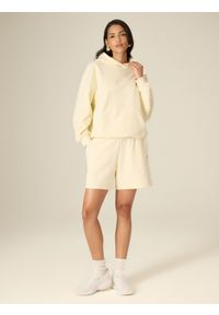 4f - 4F Bluza dresowa loose z kapturem damska - żółta S. Okazja: na co dzień, na spacer. Typ kołnierza: kaptur. Kolor: żółty. Materiał: dresówka. Styl: sportowy, casual #2