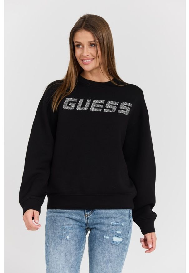 Guess - GUESS Czarna damska bluza z cyrkoniami Cecilia. Typ kołnierza: bez kaptura. Kolor: czarny. Materiał: materiał, poliamid, wiskoza, elastan. Długość rękawa: długi rękaw. Długość: długie. Wzór: aplikacja. Styl: elegancki