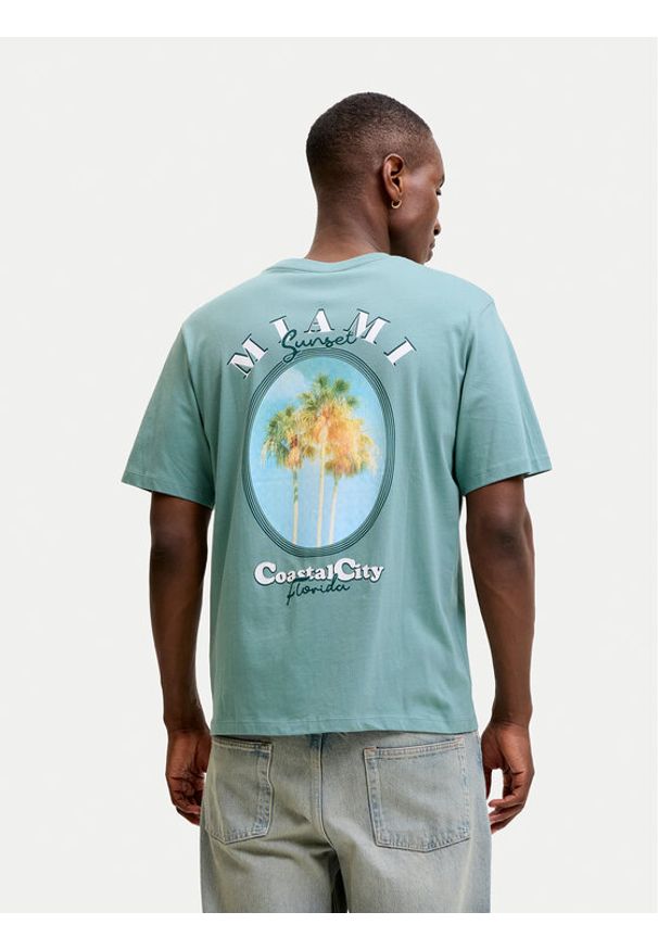 Jack & Jones T-Shirt City Photoprint 12288353 Zielony Regular Fit. Kolor: zielony. Materiał: bawełna