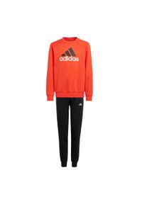 Adidas - Zestaw Essentials Big Logo Fleece Jogger Kids. Okazja: na co dzień. Kolor: czerwony. Materiał: dresówka. Styl: casual