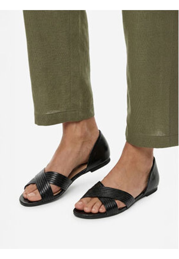 Clara Barson Baleriny WS24038-03 Czarny. Kolor: czarny. Materiał: skóra