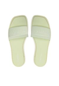 Calvin Klein Klapki Squared Flat Slide He HW0HW00817 Zielony. Kolor: zielony. Materiał: materiał