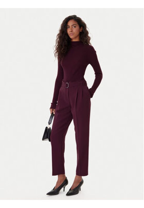 BOSS Golf Foliora 50549166 Fioletowy Slim Fit. Typ kołnierza: golf. Kolor: fioletowy. Materiał: wełna