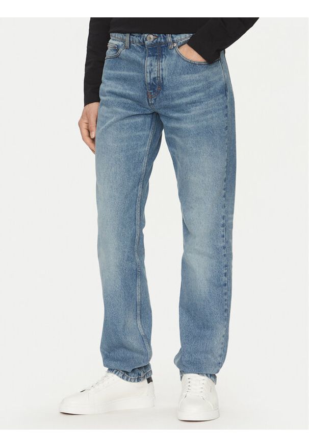 AMI PARIS Jeansy HTR001.DE0046 Niebieski Classic Fit. Kolor: niebieski