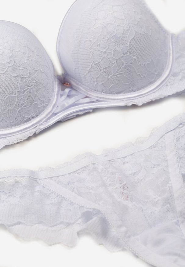 Renee - Biały Koronkowy Komplet Bielizny Biustonosz Usztywniony Push Up i Stringi Jasminesa. Kolor: biały. Materiał: koronka. Wzór: aplikacja