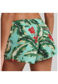 Spodenki plażowe damskie Superdry Surf Boardshort. Kolor: zielony. Materiał: poliester