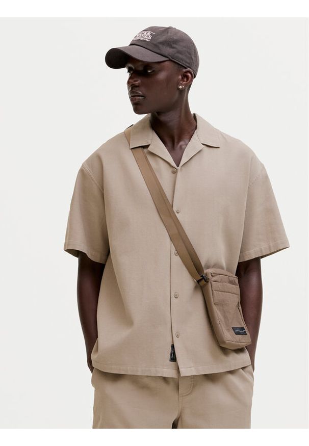 Jack & Jones Koszula Global 12295551 Beżowy Relaxed Fit. Kolor: beżowy. Materiał: bawełna