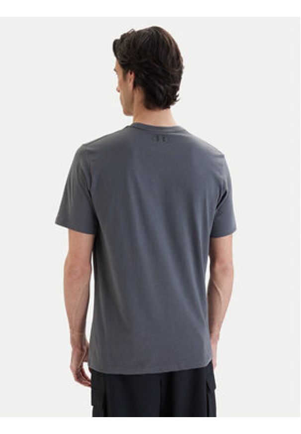 Under Armour T-Shirt Ua Gl Foundation Update Ss 1382915 Szary Loose Fit. Kolor: szary. Materiał: bawełna