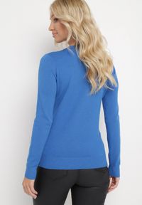 Born2be - Niebieski Klasyczny Sweter z Wiskozą i Modalem Ozdobiony Koronką Eritta. Kolor: niebieski. Materiał: wiskoza, koronka. Wzór: aplikacja, koronka. Sezon: jesień, zima. Styl: klasyczny #2