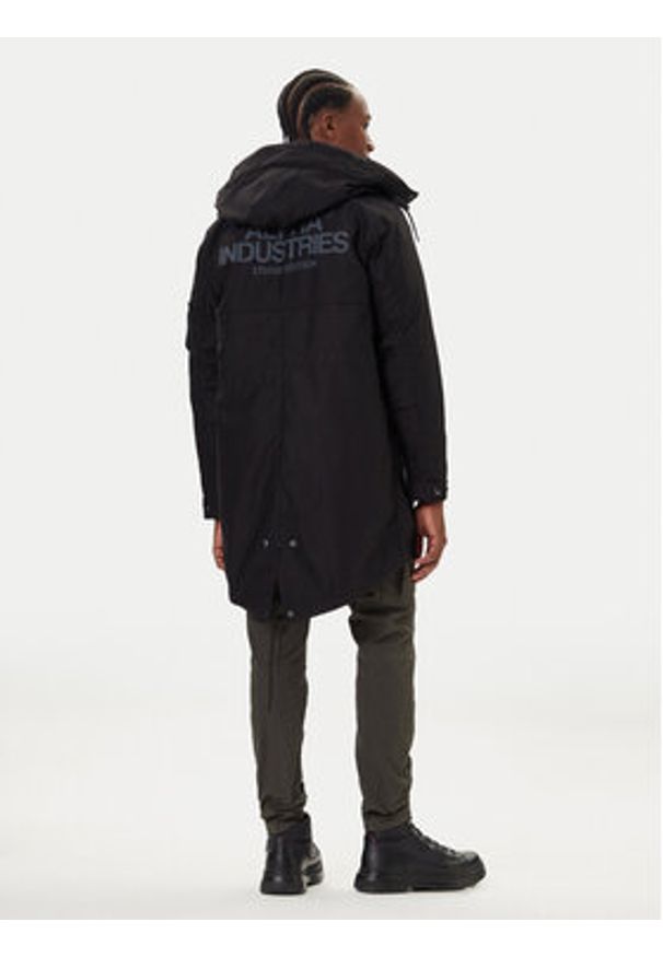 Alpha Industries Parka Studio M-51 Fishtail 258112 Czarny Regular Fit. Kolor: czarny. Materiał: bawełna, syntetyk