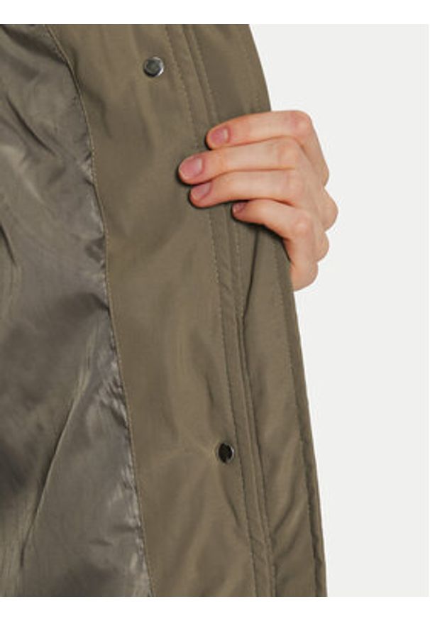 JDY Kurtka zimowa Flotte 15330181 Brązowy Regular Fit. Kolor: brązowy. Materiał: syntetyk. Sezon: zima