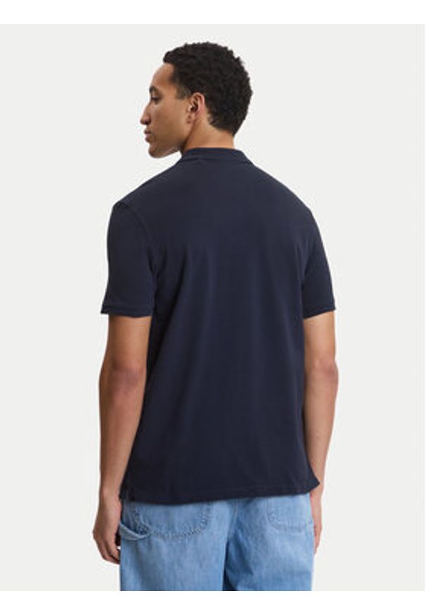 Guess Polo M6GP48 K3476 Granatowy Regular Fit. Typ kołnierza: polo. Kolor: niebieski. Materiał: bawełna