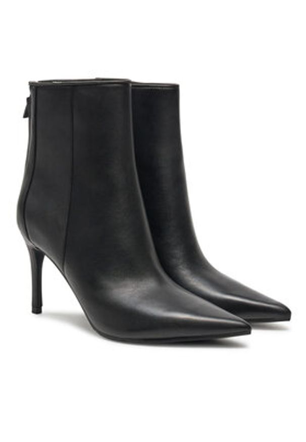 Guess Botki Feyly FLDFEY LEA10 Czarny. Kolor: czarny. Materiał: skóra
