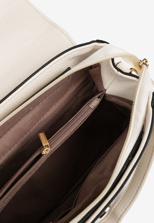 Born2be - Biała Torebka z Pikowaną Klapą na Ramię Lanothrea. Kolor: biały. Materiał: pikowane. Styl: elegancki, klasyczny, casual. Rodzaj torebki: na ramię