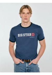 Big-Star - Koszulka męska z linii Authentic z logo BIG STAR ciemnoniebieska Summet 402. Kolor: niebieski. Materiał: jeans, bawełna. Styl: klasyczny, sportowy #1