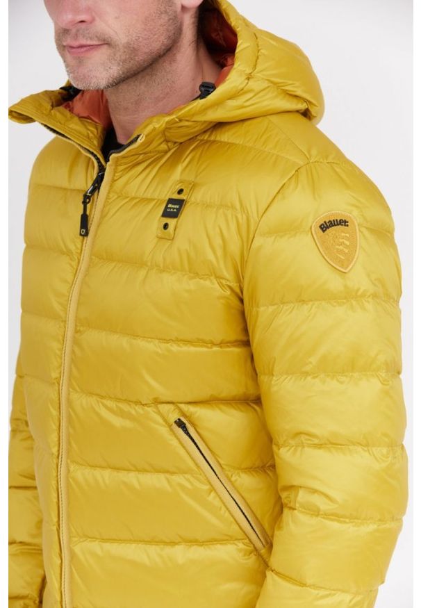 Blauer USA - BLAUER Żółta męska puchowa kurtka Sergio z kapturem, Rozmiar XL. Typ kołnierza: kaptur. Kolor: żółty. Materiał: puch
