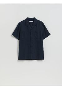 Reserved - Strukturalna koszula regular fit - granatowy. Kolor: niebieski. Materiał: bawełna, tkanina