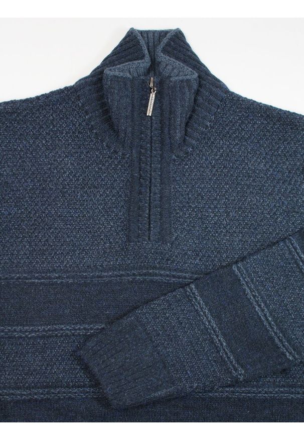 Trikko - Sweter Wełniany z Wysokim Dekoltem na Zamek, Granatowy TROYER, Ciepły, Gruby -TRIKKO. Typ kołnierza: typu troyer. Kolor: niebieski. Materiał: akryl, wełna. Sezon: zima, jesień. Styl: elegancki